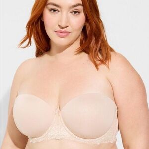 Torrid Bombshell Everyday Strapless Convertible Push Up Bra Plus Size 40DDD Nude
